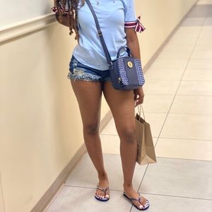 Tommy Hilfiger Crossbody Bag